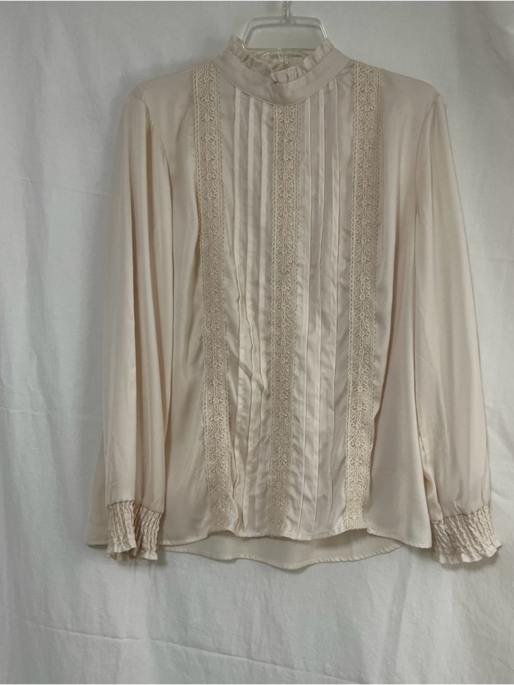 Adiva Cream Victorian-Inspired Lace Pintuck Blouse
